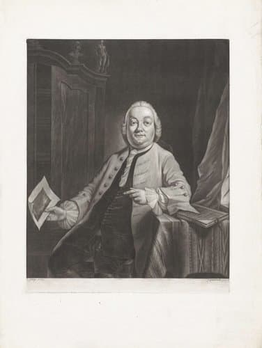 Portret van Simon Fokke met in zijn hand de prent van de plundering van het huis van  Gerrit Hagedooren, 1751