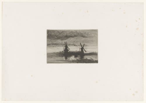 Twee molens aan een waterplas