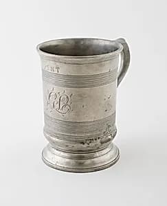 Pint Measure with Double C Handle by Unknown