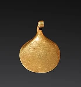 Bead in the Form of a Shell by Unknown Artist