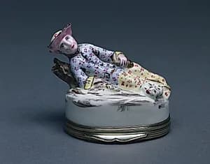 Box with Reclining Huntress by Mennecy Factory (French)