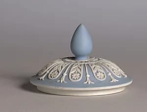 Cover for a Vase by Josiah Wedgwood and Sons (British, Staffordshire, est. 1759)