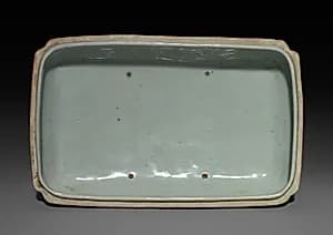 Covered Box with Dragons (lid) by Unknown Artist
