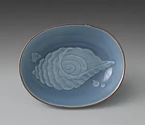 Dish from Dishes with Shells by Seifū Yohei IV (Japanese, 1872–1951)