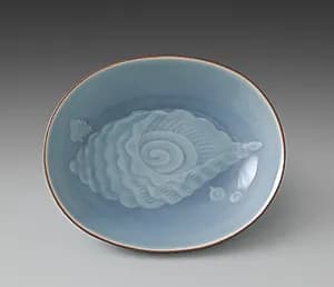 Dish from Dishes with Shells by Seifū Yohei IV (Japanese, 1872–1951)
