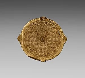 Disk Pendant (akrafokɔnmu) by Unknown Artist