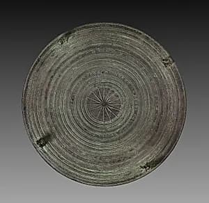 Dongson Drum Top by Unknown Artist