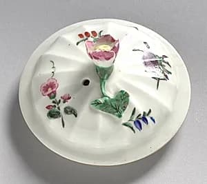 Lid for a Teapot by Worcester Porcelain Factory (British, established 1751)