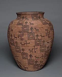 Olla by Unknown Artist