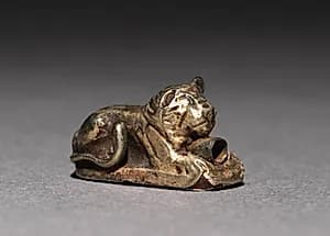 Recumbent Lion Bead by Unknown Artist