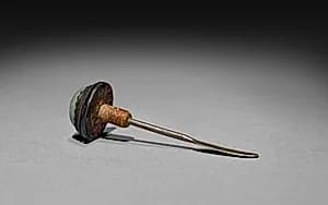 Snuff Bottle (stopper) by Unknown Artist