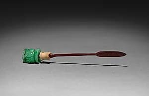 Snuff Bottle (stopper) by Unknown Artist