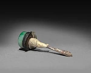 Snuff Bottle (stopper) by Unknown Artist