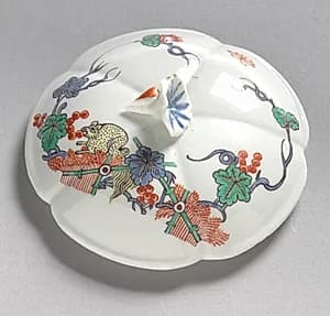 Sugar Bowl (cover) by Chantilly Porcelain Factory (French)