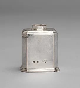 Tea Caddy by Thomas Ash (British)