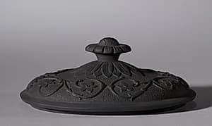 Teapot (cover) by Elijah Mayer (British, c. 1770–1805)