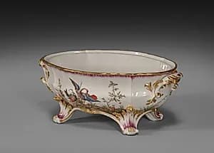 Tureen by Vincennes Porcelain Factory (France, 1740–56)