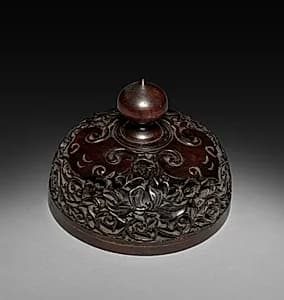 Vase (lid) by Unknown Artist
