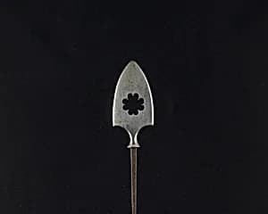 Arrowhead (<i>Yanone</i>) by Unknown Artist
