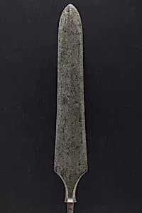 Arrowhead (<i>Yanone</i>) by Unknown Artist