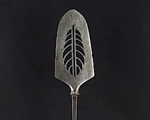 Arrowhead (<i>Yanone</i>) by Unknown Artist