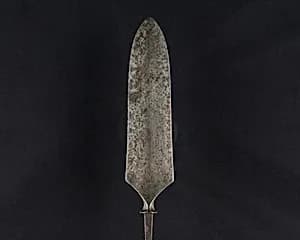 Arrowhead (<i>Yanone</i>) by Unknown Artist