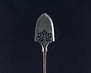 Arrowhead (<i>Yanone</i>) by Unknown Artist