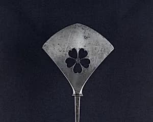 Arrowhead (<i>Yanone</i>) by Unknown Artist