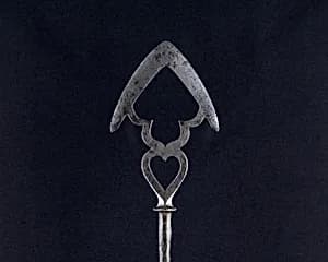 Arrowhead (<i>Yanone</i>) by Unknown Artist