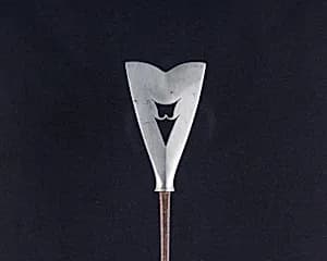 Arrowhead (<i>Yanone</i>) by Unknown Artist