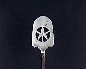 Arrowhead (<i>Yanone</i>) by Unknown Artist