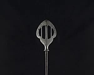 Arrowhead (<i>Yanone</i>) by Unknown Artist