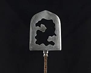 Arrowhead (<i>Yanone</i>) by Unknown Artist