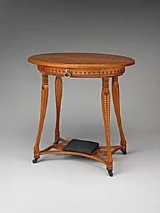 Dressing table