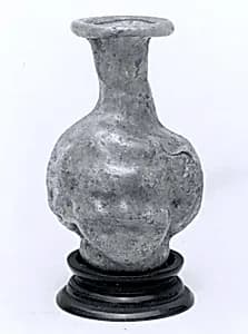Head-shaped flask by Unknown Artist