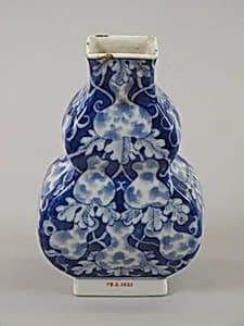 Double gourd vase by Unknown Artist