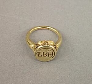 Ring with Circular Bezel with "Java Kuno" Inscription by Unknown Artist
