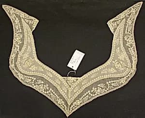 Collar by Unknown Artist