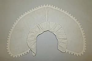 Collar by Unknown Artist