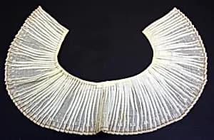 Collar by Unknown Artist