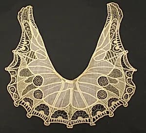 Collar by Unknown Artist