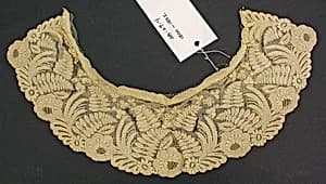 Collar by Unknown Artist
