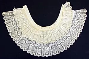 Collar by Unknown Artist