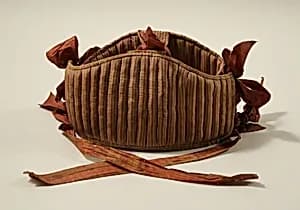Head protector by Unknown Artist