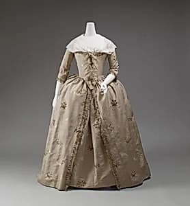 Robe à l'Anglaise by Unknown Artist