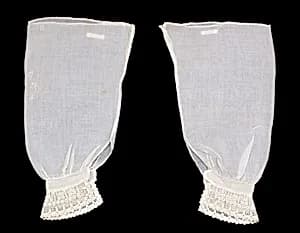 Undersleeves by Unknown Artist