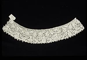 Collar by Unknown Artist
