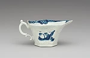 Cream jug by Worcester factory