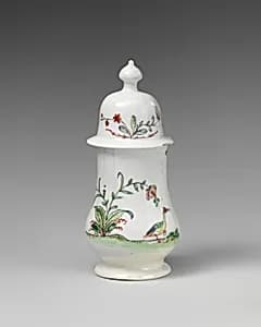 Mustard pot by Worcester factory