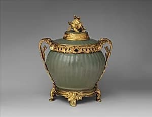 Potpourri bowl with cover by Unknown Artist